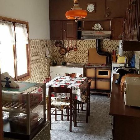 Villa Casa Vacanze Da Oscar à Triora Extérieur photo